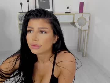 webcam girl moniqueeass live cam image #7225107
