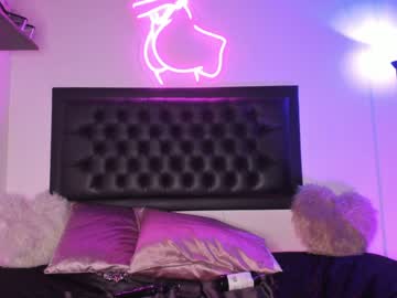 webcam girl iam_eli live cam image #8967355