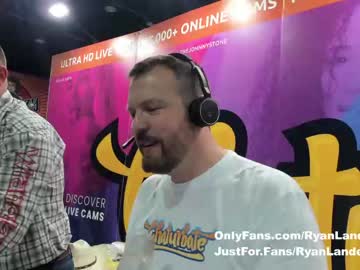 webcam man ryanlanders live cam image #2301978