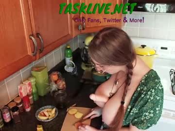 webcam couple task_manager live cam image #4252319