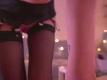 webcam girl elena_li live cam image #5655786