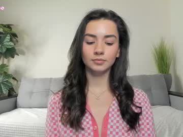 webcam girl nicoleluuv live cam image #11945741
