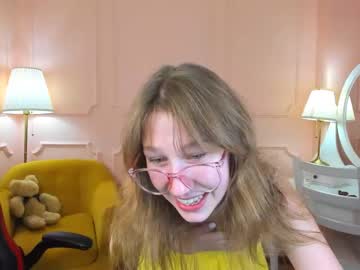 webcam girl vinalil live cam image #5425783