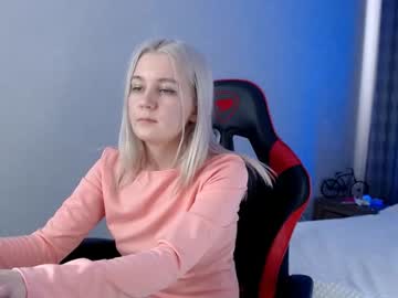 webcam girl molly_barbie live cam image #2419062
