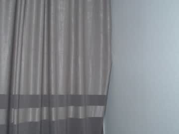 webcam girl shy_hott1e live cam image #2251478