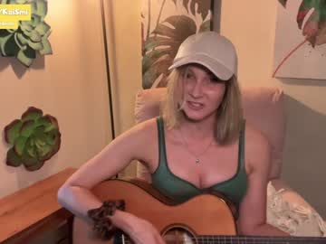webcam girl kaileeshy live cam image #8258182