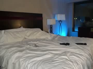 webcam couple ari_lovexo live cam image #7989998