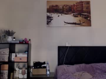 webcam girl hugetittiesgerda live cam image #5681170