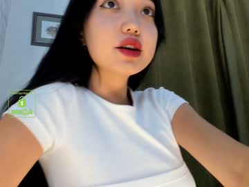 webcam girl lee_yoona live cam image #163603.