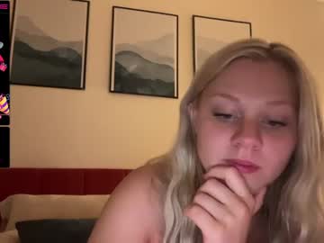 webcam couple 2prettylittlething2 live cam image #6861635
