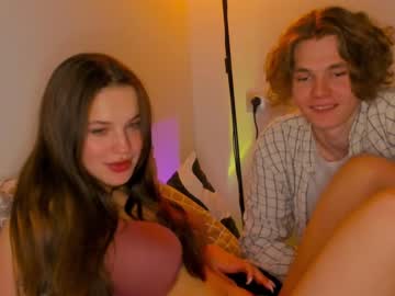 webcam couple di_n_alex live cam image #929671