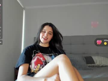 webcam girl yourfreakygirl live cam image #12154756
