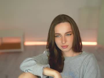 webcam girl silent_chill live cam image #9857821