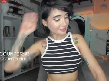 webcam girl lonelly_lolly98 live cam image #7978601