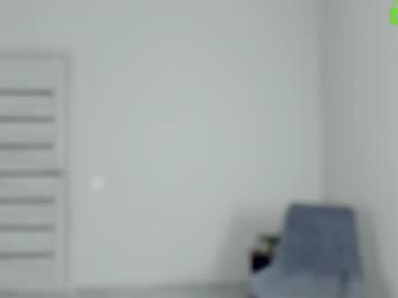 webcam girl scarlett_711 live cam image #912425
