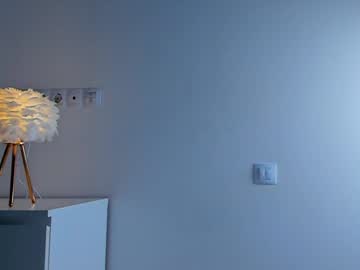 webcam girl uwunikaa live cam image #9543651