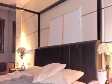 webcam girl lil_mayaa live cam image #73786