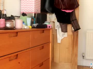 webcam girl justbecauseiloveit live cam image #12267318
