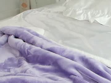 webcam girl littlegreekflower live cam image #12439735