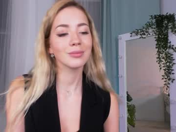 webcam girl emmi_rosee live cam image #1349493