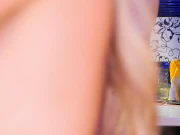 webcam girl stella_and_stephan live cam image #366933