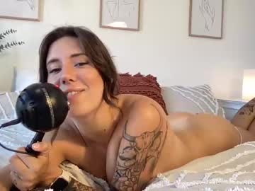 webcam girl taylorslittlekingdom live cam image #8410467