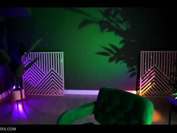 webcam girl provocatrixx live cam image #4741127