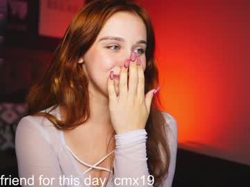 webcam girl alice_russel live cam image #10128253