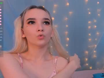 webcam girl sinacampby live cam image #482953