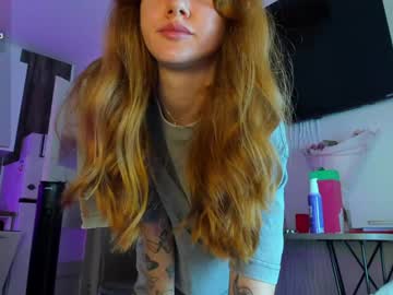 webcam girl jerkoffstation live cam image #10474817