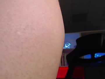 webcam girl motorboat_me live cam image #5346090