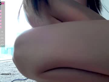 webcam girl belle_adrienne live cam image #3670536