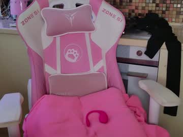 webcam girl 2badforyou live cam image #12313862