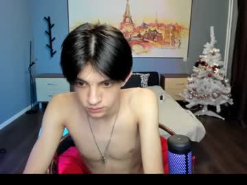 webcam man yoo_dee_ohh live cam image #4728307