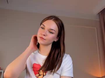webcam girl cwenbrayton live cam image #12654677