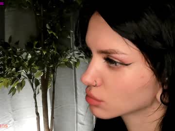 webcam girl millaava live cam image #628389