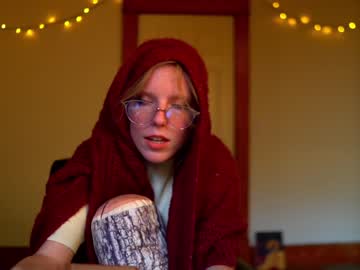 webcam girl crimsonxrapture live cam image #2952499
