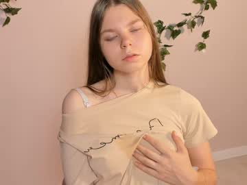 webcam girl janicereeves live cam image #6990370