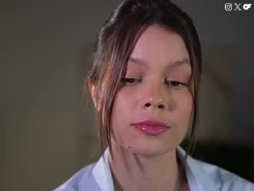 webcam girl tifalock_ live cam image #7785789