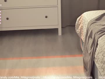 webcam girl mia_milagros live cam image #3489880