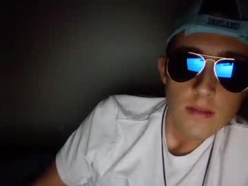 webcam man kris2luv live cam image #3737739