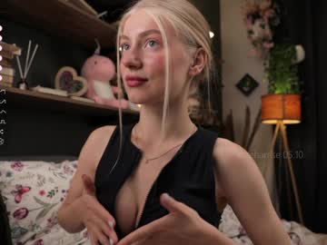 webcam girl kateharrise live cam image #10686290