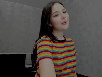 webcam girl kikirasparkle live cam image #12264535