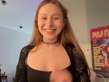 webcam girl whoisalisa live cam image #12678365