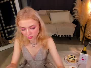 webcam girl elizabethmad live cam image #6225969