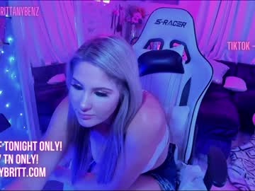 webcam girl butterybubblebutt live cam image #7024212