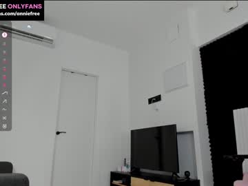 webcam girl annieguzman_ live cam image #11753306