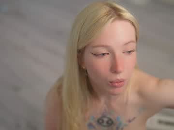 webcam girl my_stella live cam image #10041755