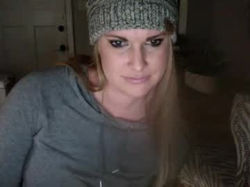 webcam girl mamagurl live cam image #1023257