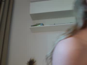 webcam girl funny_to_see_you_here live cam image #9037332
